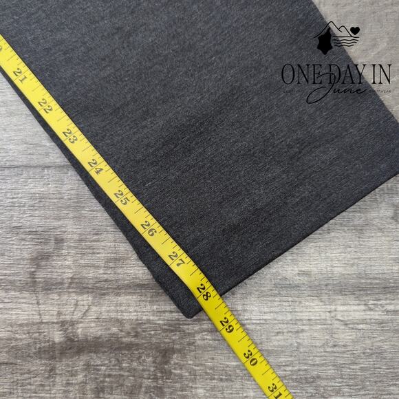 Liz Claiborne Emma Mid Rise Ankle Length Pants Size 12 - Picture 5 of 6